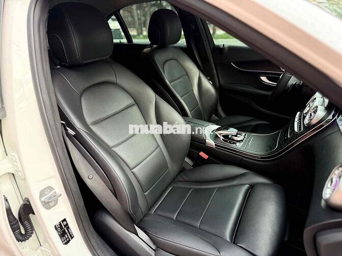 Mercedes Benz C200 up C300 model 2019