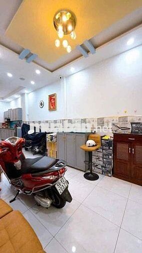 CÁCH MẶT TIỀN ĐOÀN VĂN BƠ CHỈ 10m - NHÀ MỚI 2 TẦNG 61m2