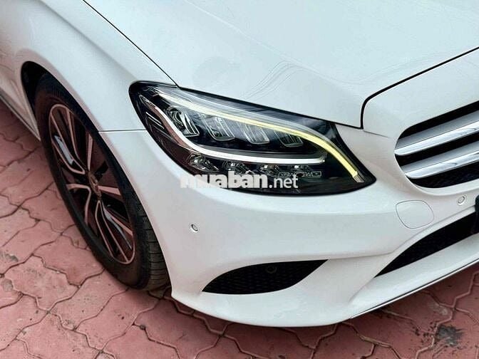 Mercedes Benz C200 FL model 2020
