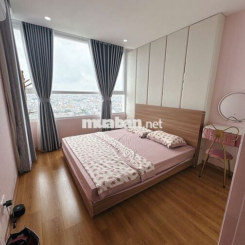 Căn hộ Full nội thất đẹp - Dọn vào ở ngay (NHÀ MỚI, VIEW ĐẸP, Ở LIỀN)