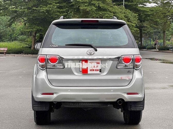 Toyota Fortuner 2014 2.7V 4x4 - 120000 km