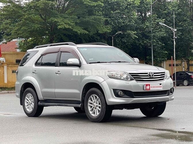 Toyota Fortuner 2014 2.7V 4x4 - 120000 km