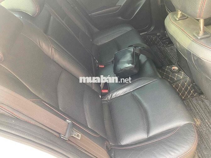 Mazda 3 2017 1.5 AT Sedan - 90000 km