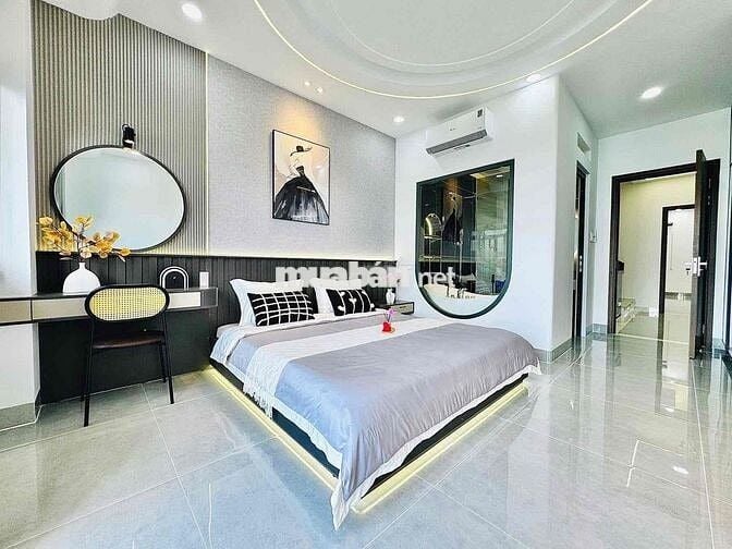 NHÀ ĐẸP KHU SAKÊ – THẠNH XUÂN 25, Q12 | GARA Ô TÔ – 4PN – HƯỚNG