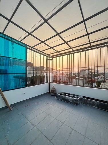 Nhà Mới 5Tầng-Thang Máy-Phố Võ Thị Sáu-Gần Hồ & Công Viên-DT67m2-12Tỷ6