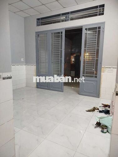 Cho thuê nhà mặt tiền gần Bà triệu Hóc Môn