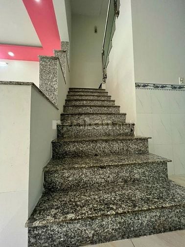 CHO THUÊ NHÀ MẶT TIỀN NGUYỄN TUYỄN, P. BÌNH TRƯNG TÂY, TP.THỦ ĐỨC