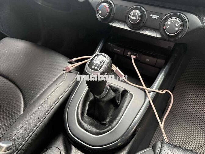Kia Cerato 2019 1.6 MT - 70000 km rin ken
