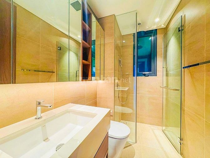 Căn hộ bán tại Metropole Thủ Thiêm tầng cao gồm 3 phòng ngủ 129m2