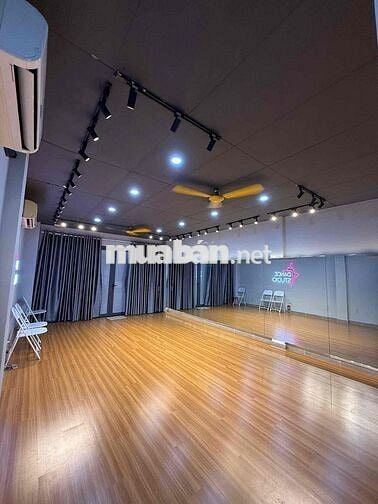 CHỈ 28tr CÓ NHÀ NC DT HƠN 100m2 - Sân ĐẬU OTO NGAY TRUNG TÂM