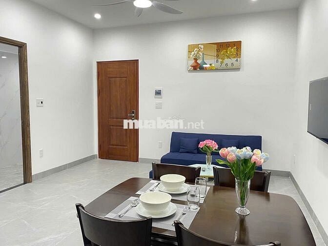 Cho thuê căn hộ 2 phòng ngủ ngay trung tâm thành phố