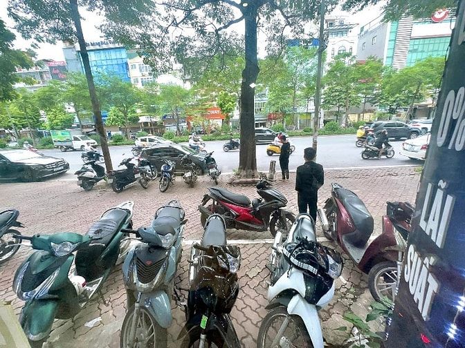 Chính chủ cho thuê mặt bằng xã đàn 