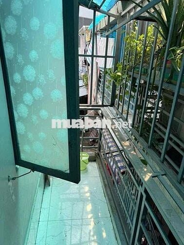 Bán Nhà Hẻm 588 Huỳnh Tấn Phát Quận 7