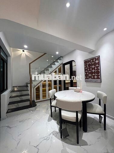 Mở bán căn hộ chung cư 90m2 giá rẻ chạm đấy
