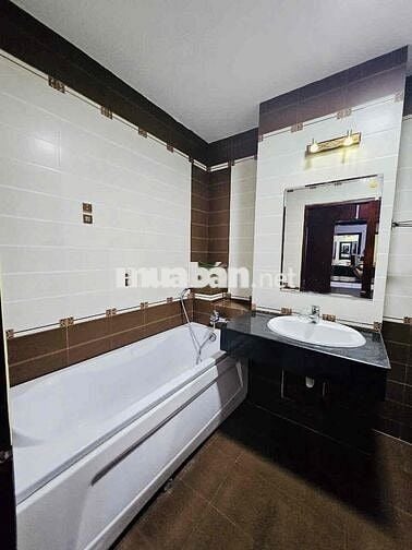 CHO THUÊ NHÀ Ở KINH DOANH 4 PHÒNG NGỦ GIÁ CHỈ 25 TRIỆU/THÁNG KHU PHƯỚC