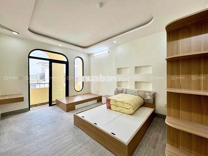 STUDIO BAN CÔNG GẦN VÒNG XOAY LĂNG CHA CẢ ,HỌC VIỆN HÀNG KHÔNG