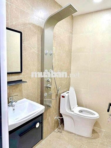 Bán Nhà mới. Đối Diện Looter. Nguyễn Văn Lượng. 3 phòng. sân thượng.