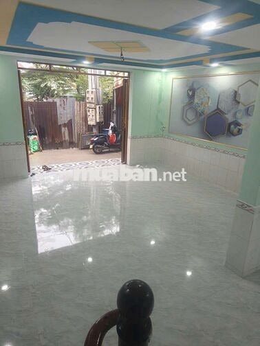 Bán nhà giá rẻ 870tr diện tích sử dụng 80m bình chuẩn 17 thuận an