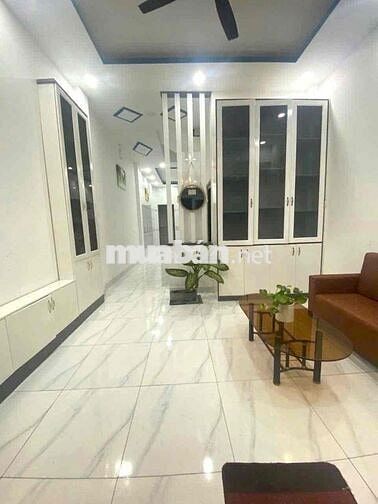 cho thuê nhà ngueuen căn đường nội bộ khu tên lửa - 56m - giá 15tr