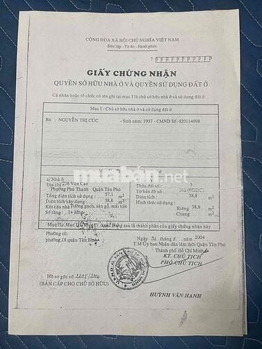 nhà đang ở 1 + lủng ngay mũi tầu bình Long