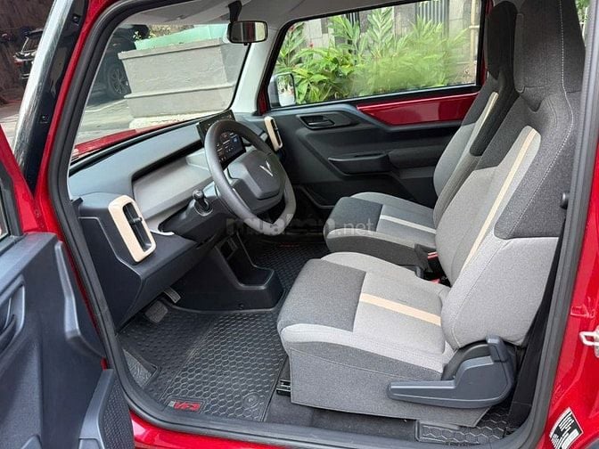 VinFast VF3 Đỏ Ruby 2025 Pin Mua odo 3800km