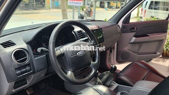 Ford Ranger 2010 XL 2.5 4X4 MT - 181000 km