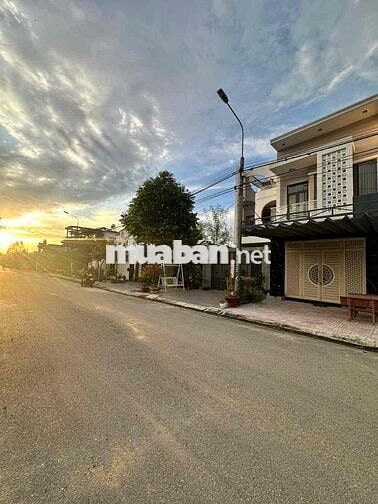 Đất lavender mặt tiền đường 17m cần bán gấp