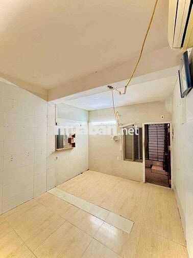 Lô góc tập thể phố Thanh Nhàn kinh doanh nhà đẹp 2 thoáng 80m tầng 1 g
