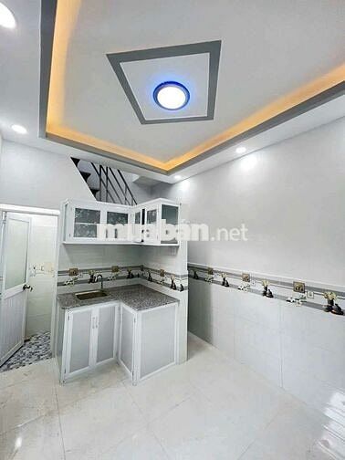 Nhà mới 1 lầu vào ở ngay trương thị hoa Quận 12