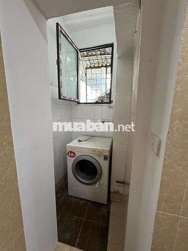 Hơn 2tỷ tt phố Minh Khai, 50m 2PN, ô tô đỗ tòa nhà, tặng full nội thất