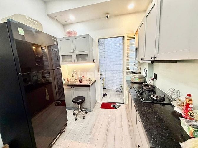 Bán Nhà Khu Phố Đường Nguyễn Đình Chiểu Phú Nhuận-Gần Phan Xích Long