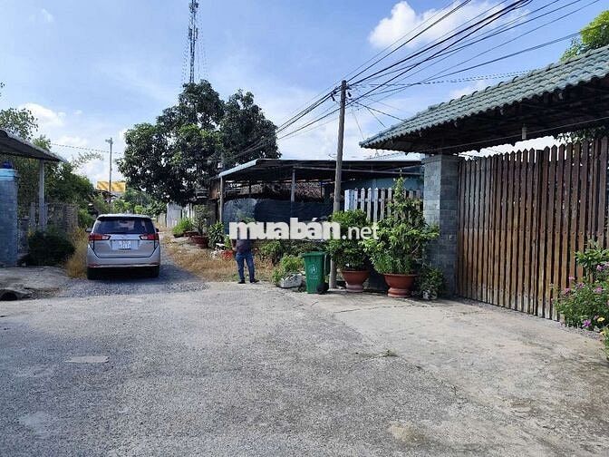 Nền đất vuông vức mặt tiền đường ô bàn cờ quy hoạch thổ cư