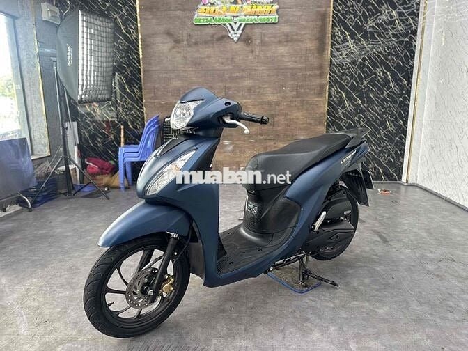 Vision xanh nhám 2023