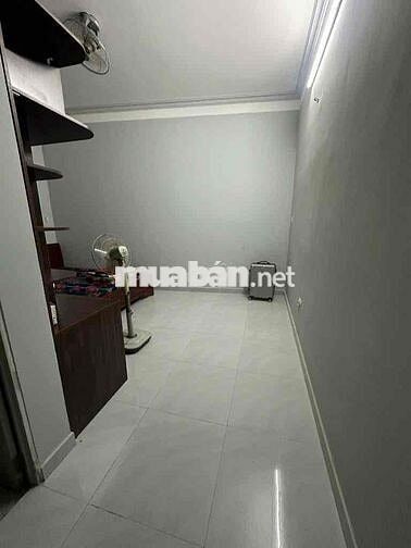 72M2 .SIÊU HIẾM NHÀ NGANG 5M2 .RỘNG RÃI 3 TẦNG ĐÚC.CHÍNH CHỦ LÂU NĂM