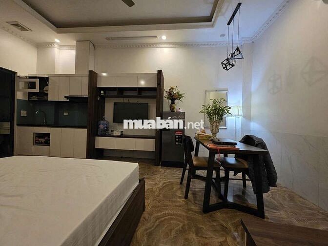 Studio 1 ngủ ngõ 28 Tứ Liên .Tây Hồ 
Sẵn tầng 1 ngày 28/10 
DT : 30m