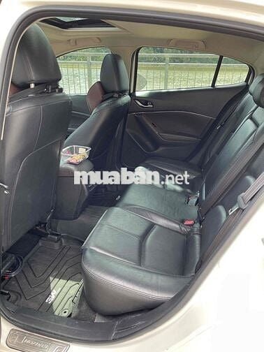 Mazda 3 2*** km