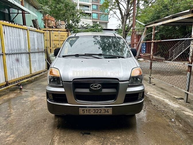 Hyundai Starex 2004  - 244636 km - Còn tốt