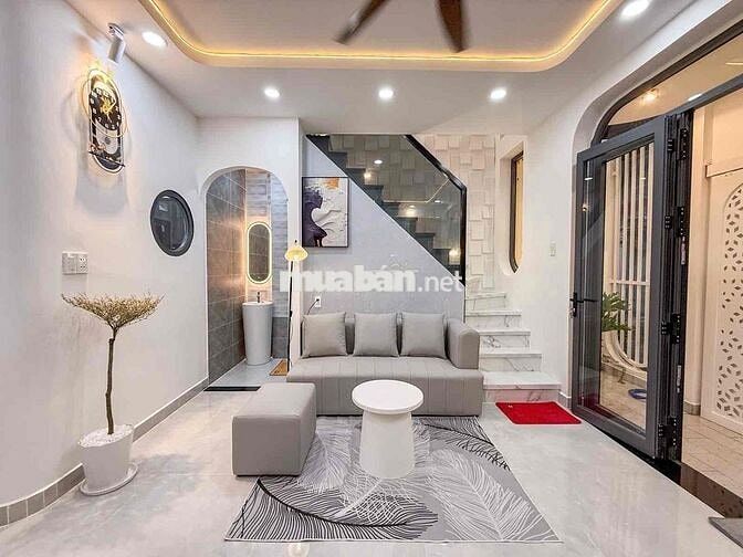 NHÀ ĐẸP NỞ HẬU PHONG THUỶ – PHAN VĂN TRỊ, BÌNH THẠNH – 2 TẦNG – 3PN