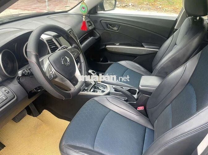 Ssangyong Tivoli 2016 1.6 AT