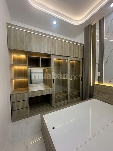 CHỈ HƠN 4 TỶ - LÊ VĂN QUỚI - 2PN - ĐƯỜNG 4M - NHÀ ĐẸP Ở NGAY 🌺  