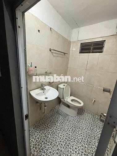CHO THUÊ NHÀ 4 TẦNG - VIEW ĐẸP, THOÁNG MÁT, TRUNG TÂM Hà Nội