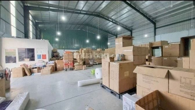 Cho thuê kho 1.035m² Tân Kỳ Tân Quý, Tân Phú, xe container vào tận nơi