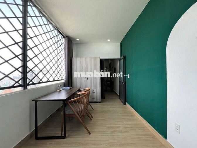 CHO THUÊ PHÒNG 1PN FULL NỘI THẤT CỬA SỔ THOÁNG Ở BÌNH THẠNH GIÁP Q1,Q3