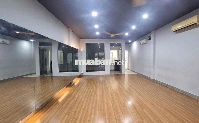 Cho thuê ncc hẻm ô tô rộng 230m2 ngay Hoàng Hoa Thám Bình Thạnh