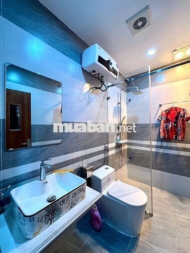 Cần bán gấp nhà mặt đường nhánh phân lô tại khu tái định cư Vĩnh Niệm