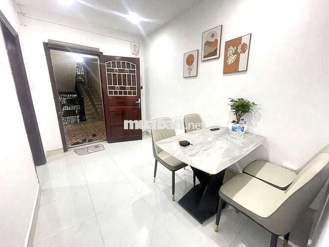 Nhà TT phố Vạn Bảo, Ba Đình có 1-0-2 nhà bán. Giá cực hợp lý -DT rộng