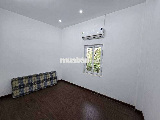 Nhà đẹp full nội thất, chỉ việc ở