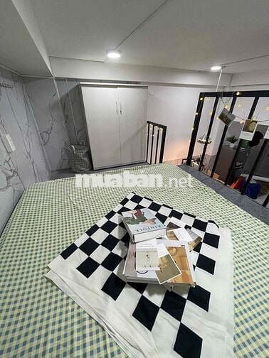 Căn hộ duplex 2 không gian ngủ, full nội thất, bàn ăn, gần Quận 1,3,PN