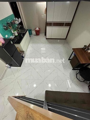 Pass phòng Siêu rộng - Tiện lợi - Dễ di chuyển qua các Trường Đại học.