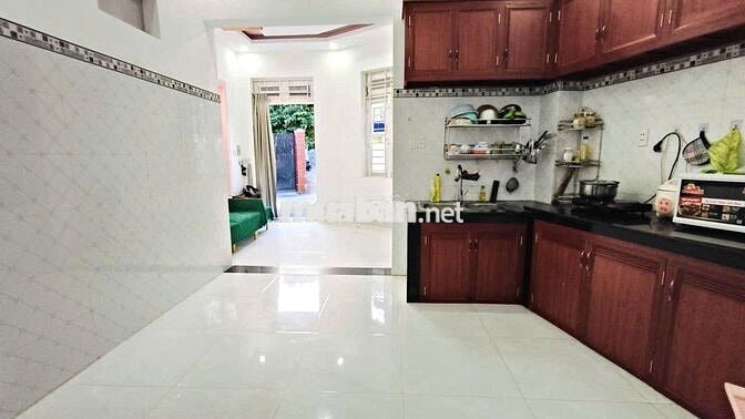 Cho thuê nhà hẻm ô tô Hoàng Hoa Thám